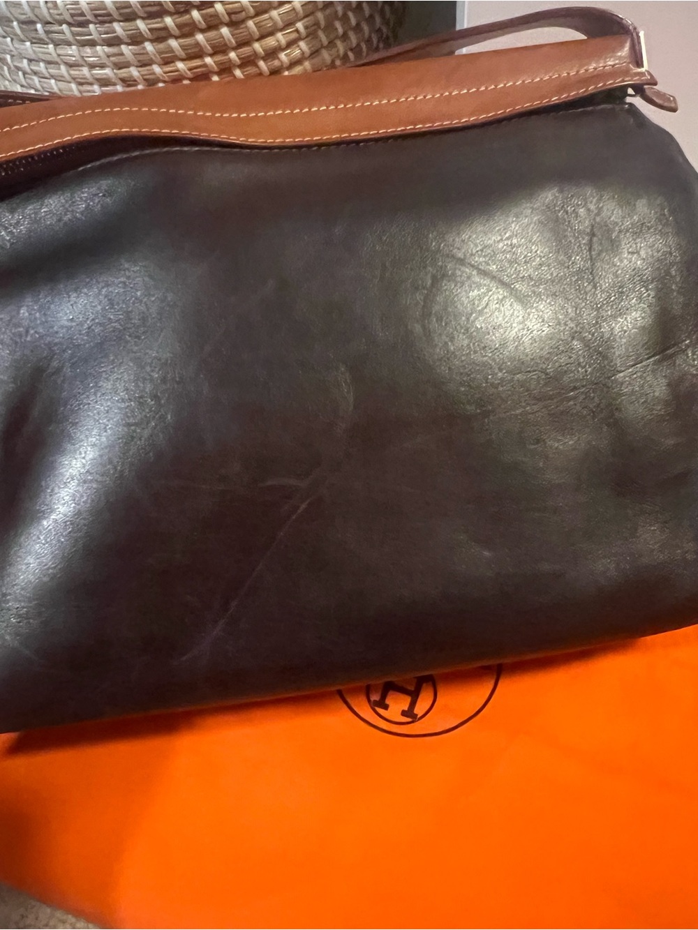 Hermès vintage Yeoh Leather Two-Tone shoulder Bag full set - Picture 8 of 16